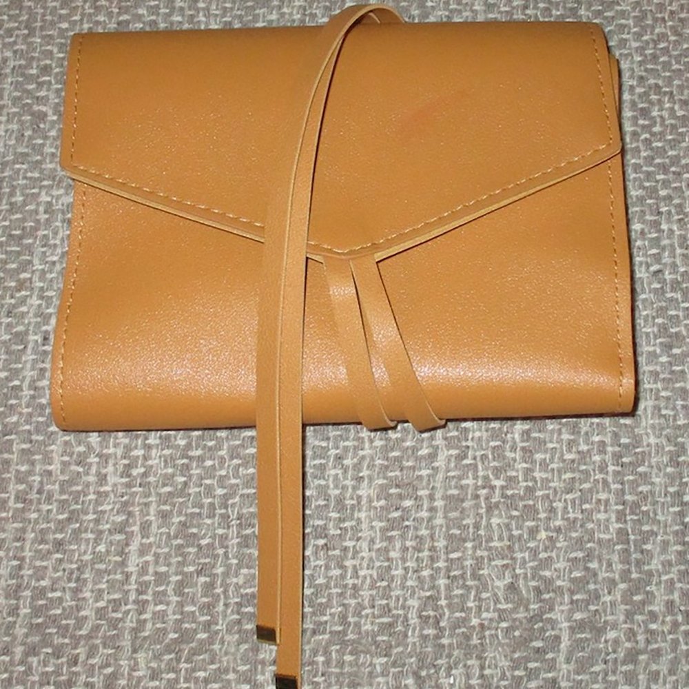 Glass Ladder Gold Katherine Tech Organizer Wallet